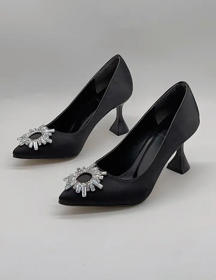 franco banetti larissa pump black