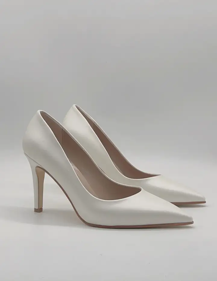 franco banetti laurel pump off white