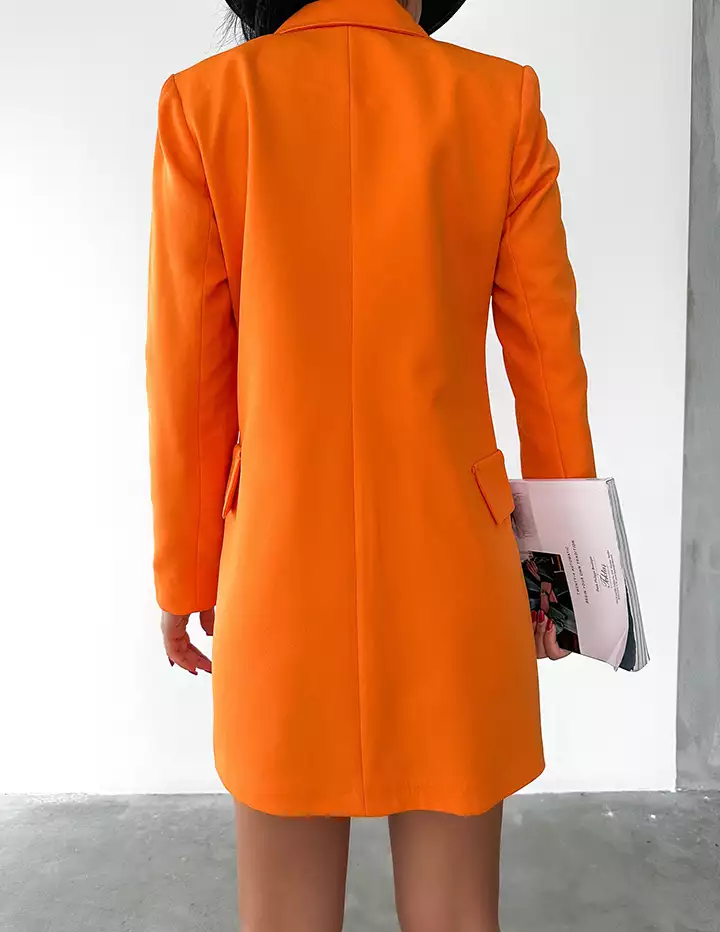 franco-banetti-Classy Orange 1