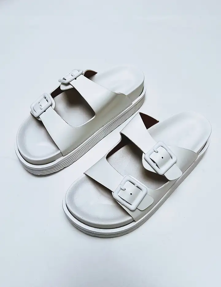 Franco Banetti Baja Slipper White