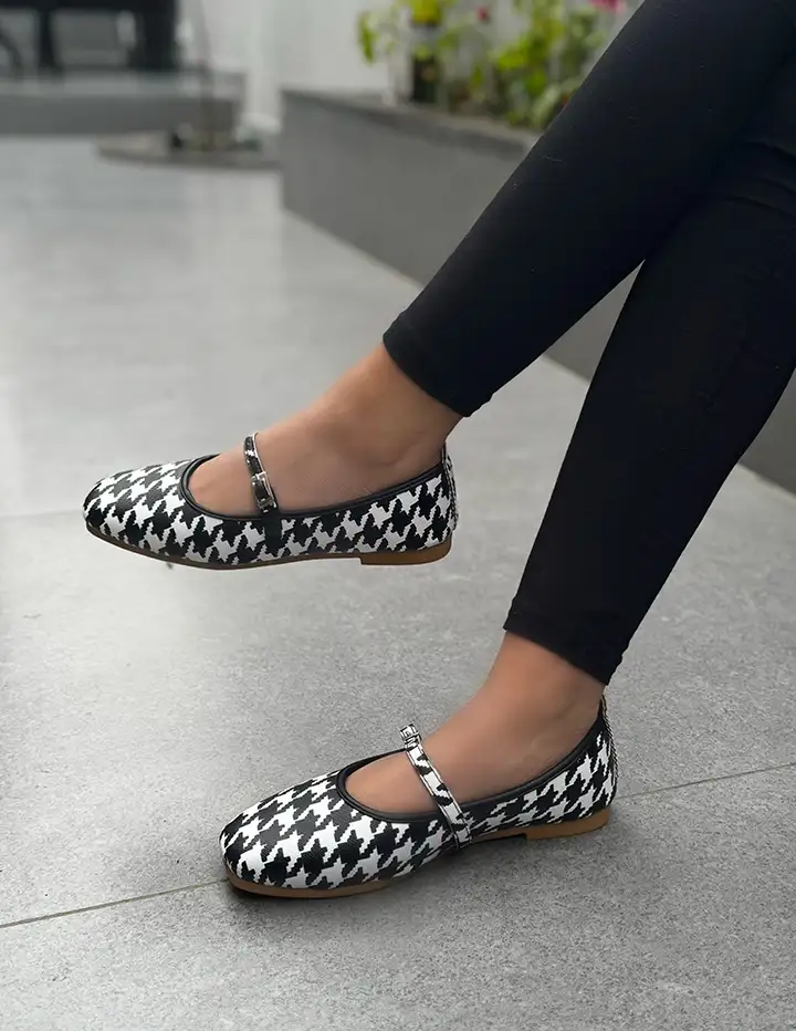 Franco Banetti Lotana Ballerina Black-White