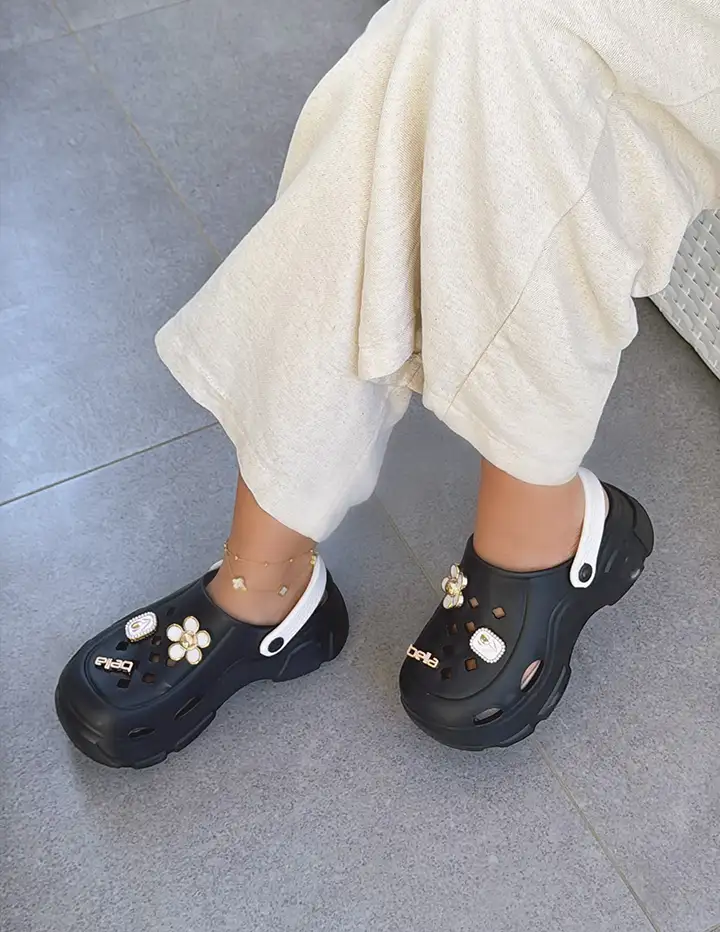 Franco Banetti Favou Slipper Black