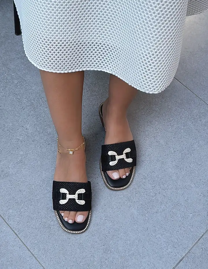 Franco Banetti Kayla Slipper Black