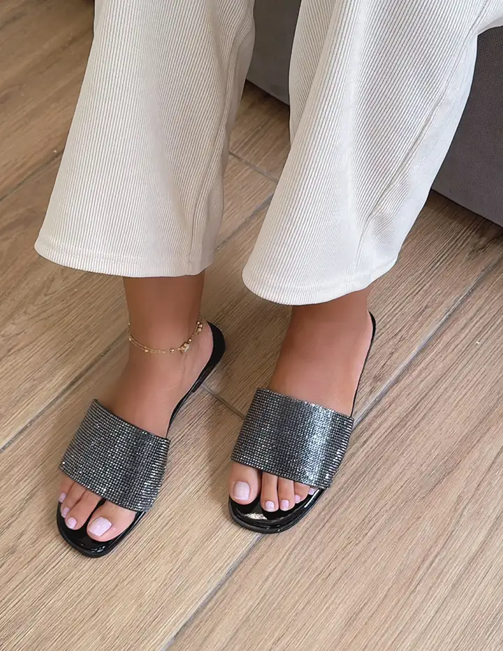 Franco Banetti Latve Slipper Black