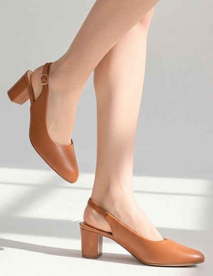 Franco Banetti Vanishka Pump Camel