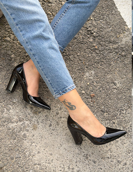 Franco Banetti Ishla Pump Black Glos